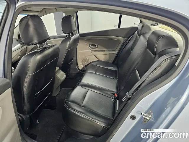 Renault (Samsung) SM3 2010 1.6 автомат (гидро), миниатюра 9