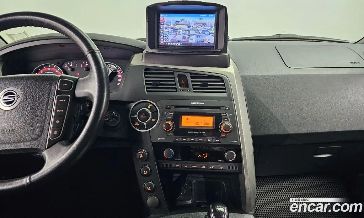 SsangYong Korando 2014 2.0 автомат (гидро), фото 17 SsangYong Korando 2014 2.0 автомат (гидро), фото 17