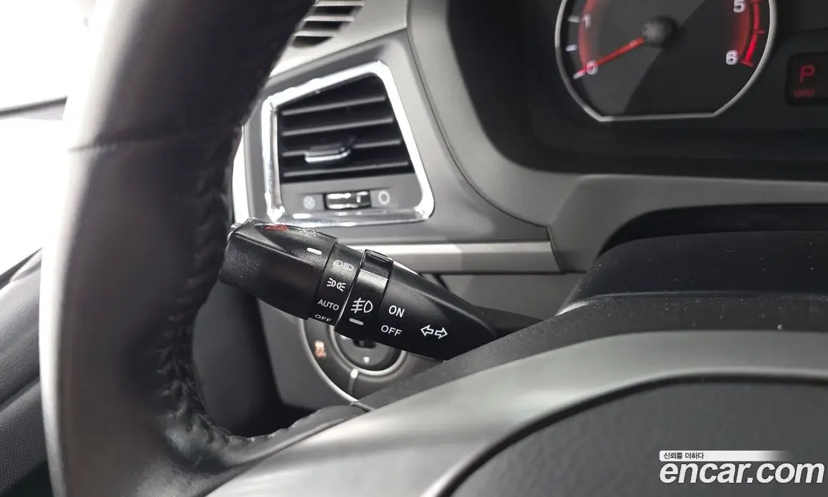 SsangYong Korando 2017 2.2 автомат (гидро), фото 15