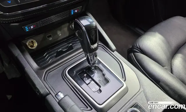 SsangYong Rexton 2018 2.2 автомат (гидро), миниатюра 9 SsangYong Rexton 2018 2.2 автомат (гидро), миниатюра 9