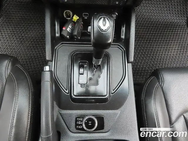 SsangYong Rexton 2020 2.2 автомат (гидро), миниатюра 9 SsangYong Rexton 2020 2.2 автомат (гидро), миниатюра 9