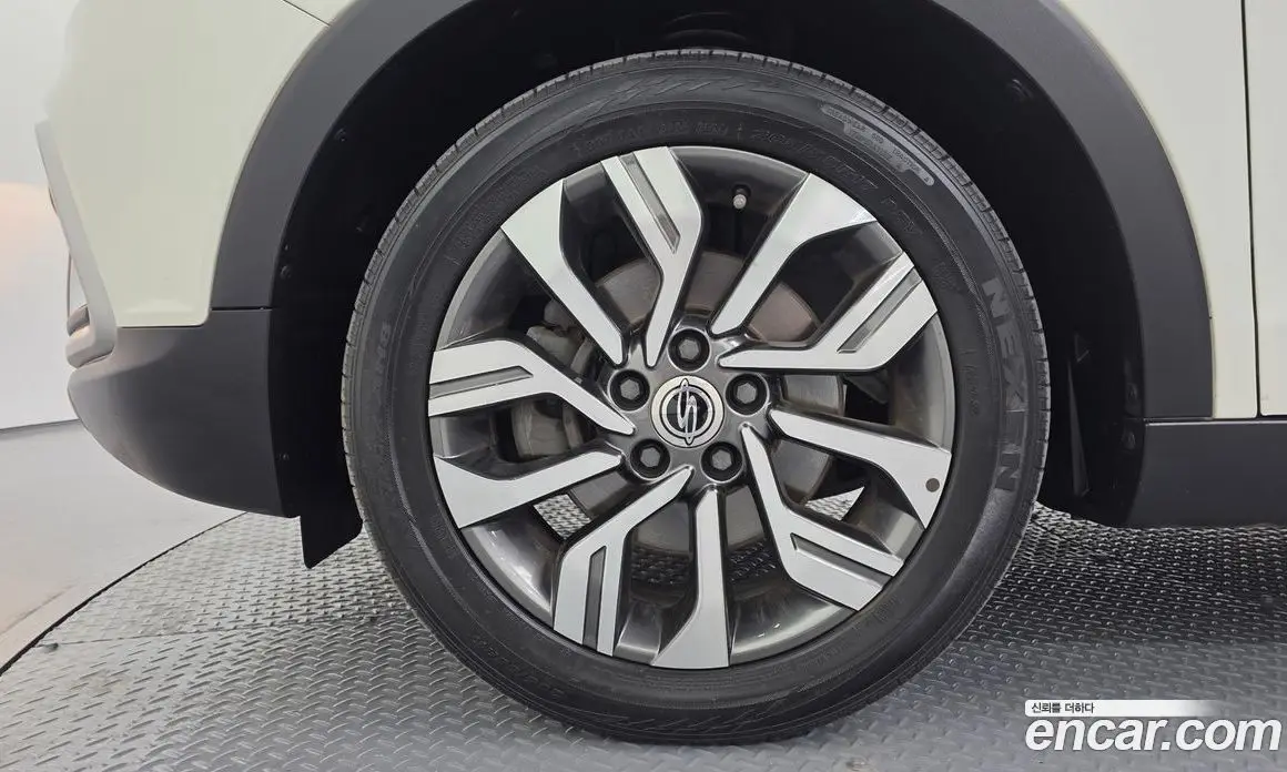 SsangYong TIBOLI 2018 1.6 автомат (гидро), фото 5 SsangYong TIBOLI 2018 1.6 автомат (гидро), фото 5