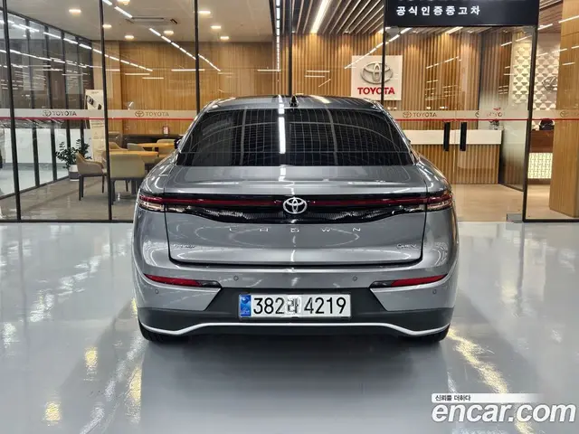 Toyota Crown 2025 2.5 автомат (вариатор), миниатюра 4