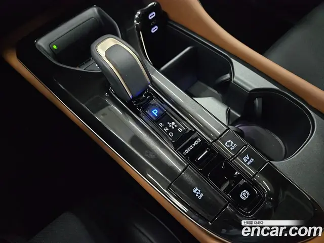 Toyota Crown 2025 2.5 автомат (вариатор), миниатюра 9