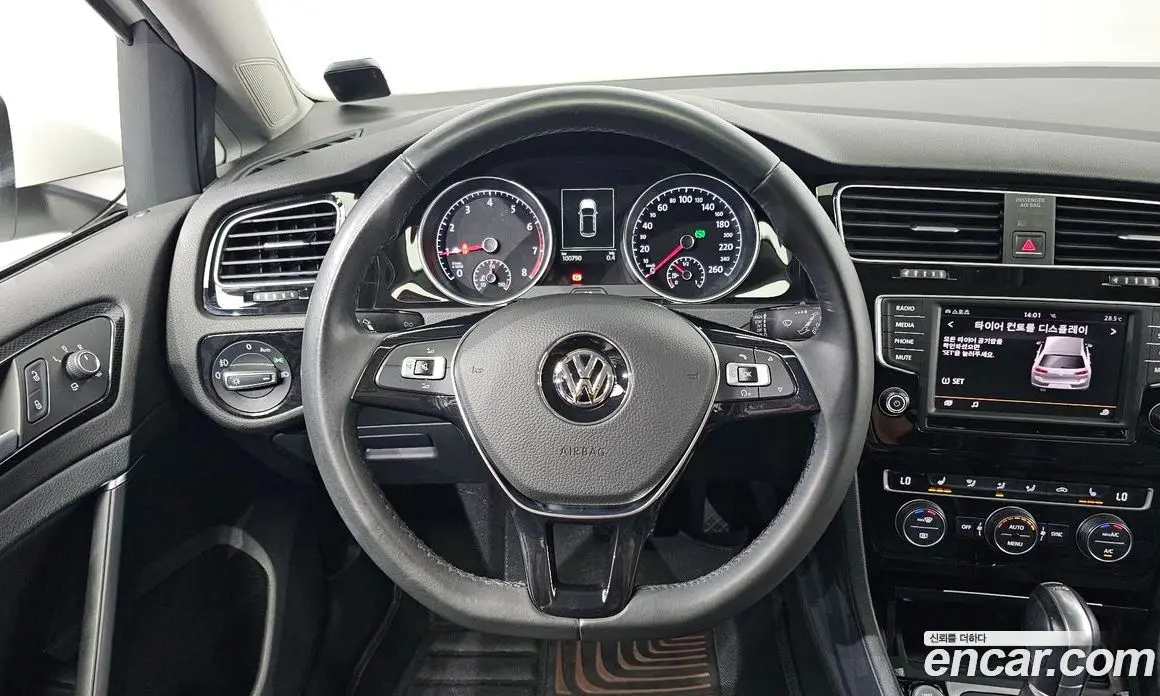 Volkswagen Golf 2016 1.4 автомат (гидро), фото 15