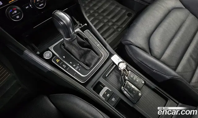 Volkswagen Golf 2016 1.4 автомат (гидро), миниатюра 9