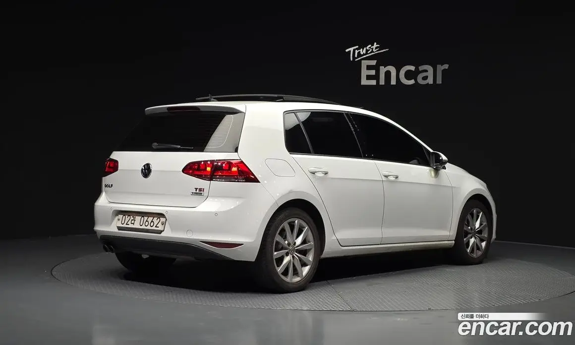 Volkswagen Golf 2016 1.4 автомат (гидро), фото 2 Volkswagen Golf 2016 1.4 автомат (гидро), фото 2
