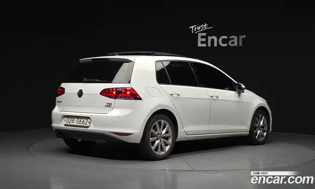 Volkswagen Golf 2016 1.4 автомат (гидро), миниатюра 2 Volkswagen Golf 2016 1.4 автомат (гидро), миниатюра 2