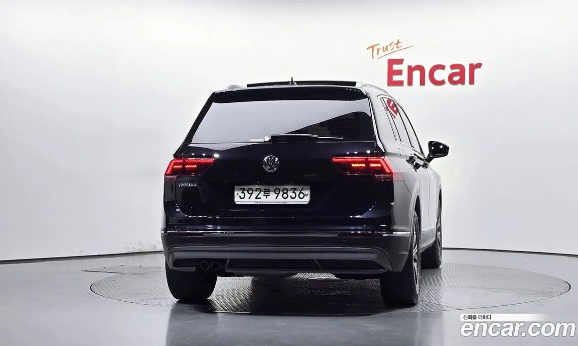 Volkswagen Tiguan 2020 2.0 автомат (гидро), фото 4 Volkswagen Tiguan 2020 2.0 автомат (гидро), фото 4