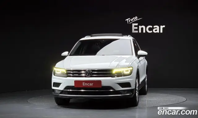 Volkswagen Tiguan 2020 2.0 автомат (гидро), миниатюра 3