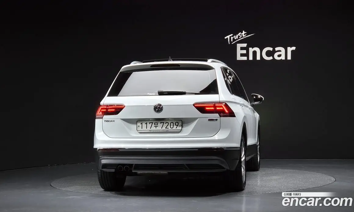 Volkswagen Tiguan 2020 2.0 автомат (гидро), фото 4