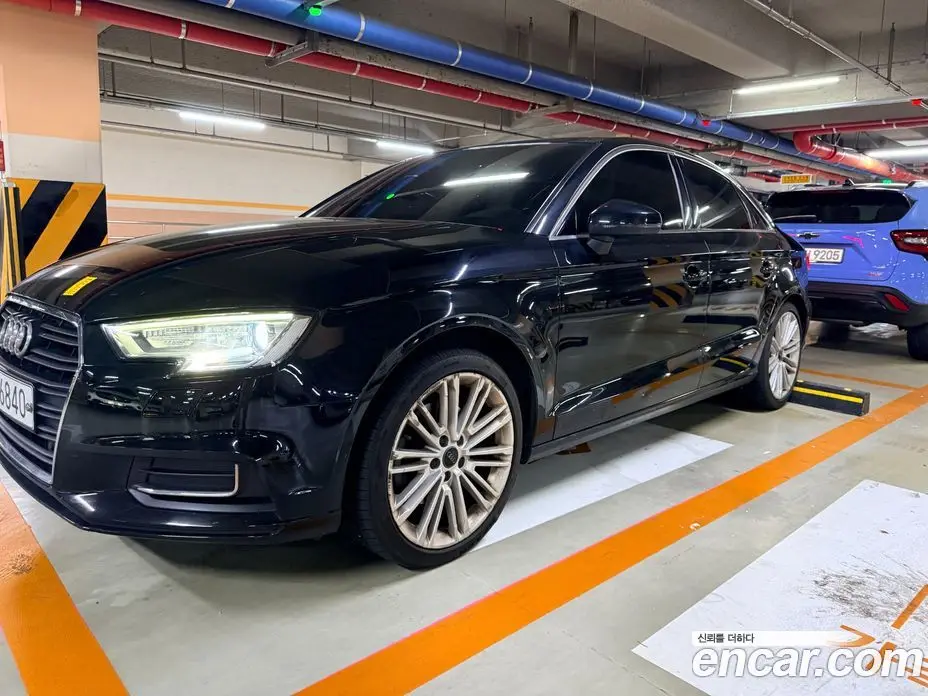 Audi A3 2018 2.0 автомат (гидро), фото 15 Audi A3 2018 2.0 автомат (гидро), фото 15
