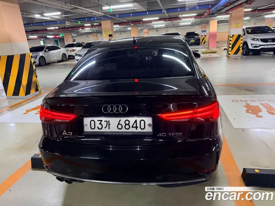 Audi A3 2018 2.0 автомат (гидро), фото 16 Audi A3 2018 2.0 автомат (гидро), фото 16