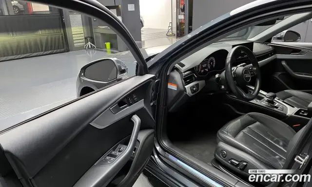 Audi A4 2020 2.0 автомат (гидро), миниатюра 11