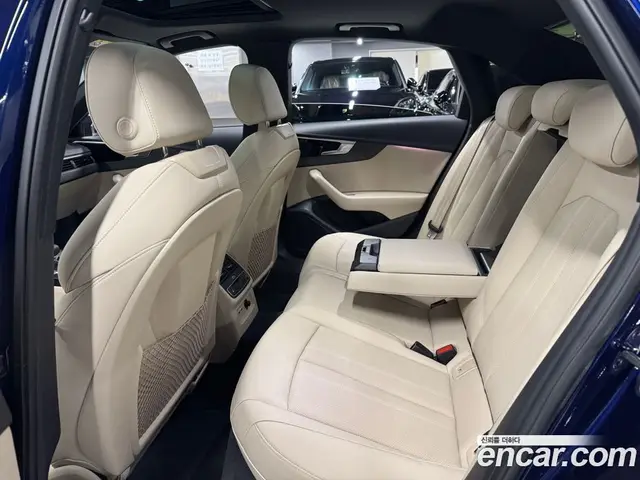 Audi A4 2023 2.0 автомат (гидро), миниатюра 12