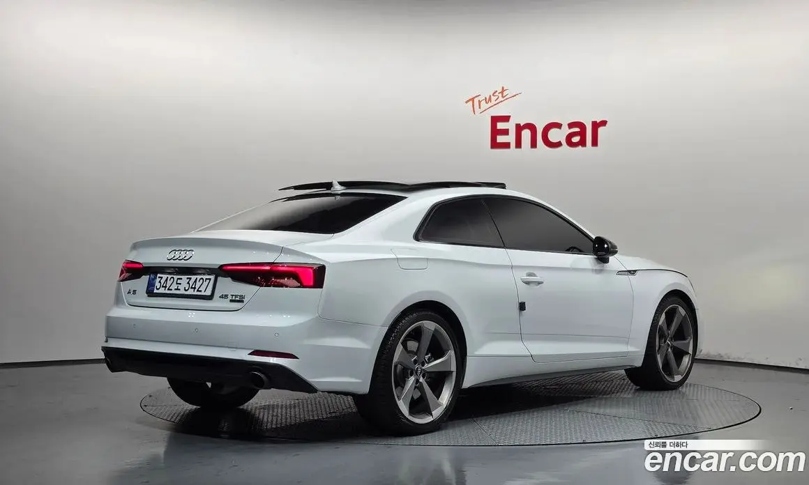 Audi A5 2019 2.0 автомат (гидро), фото 2 Audi A5 2019 2.0 автомат (гидро), фото 2