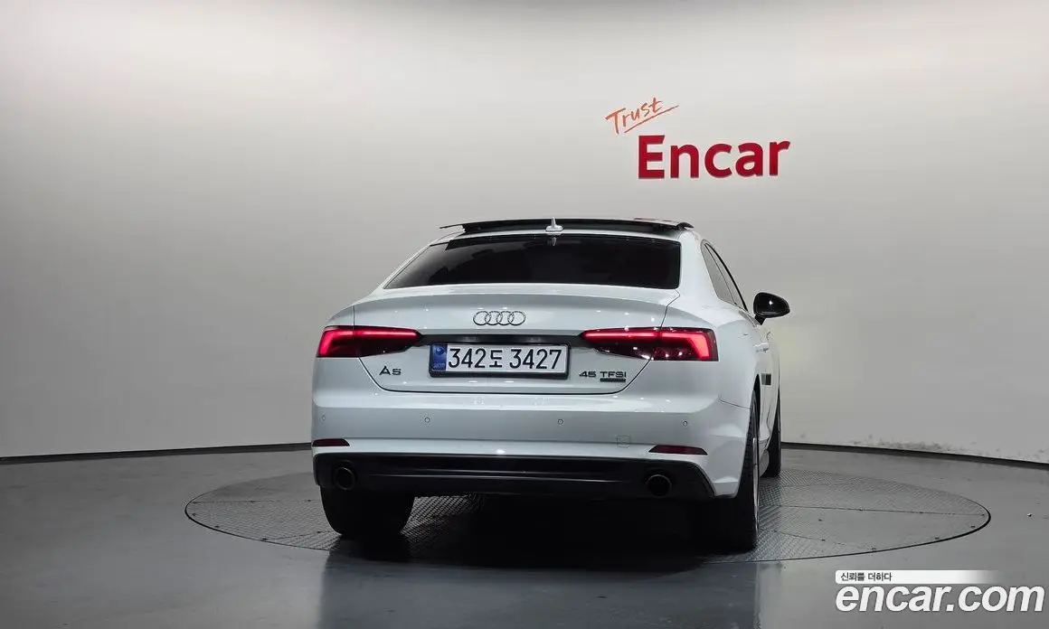 Audi A5 2019 2.0 автомат (гидро), фото 4 Audi A5 2019 2.0 автомат (гидро), фото 4