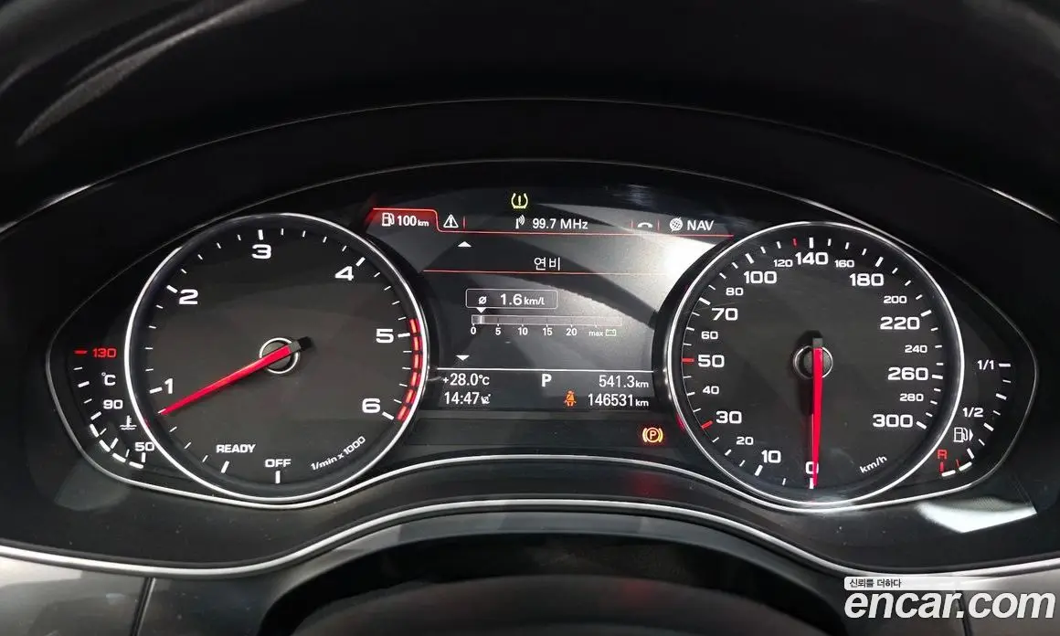 Audi A6 2015 3.0 автомат (гидро), фото 8