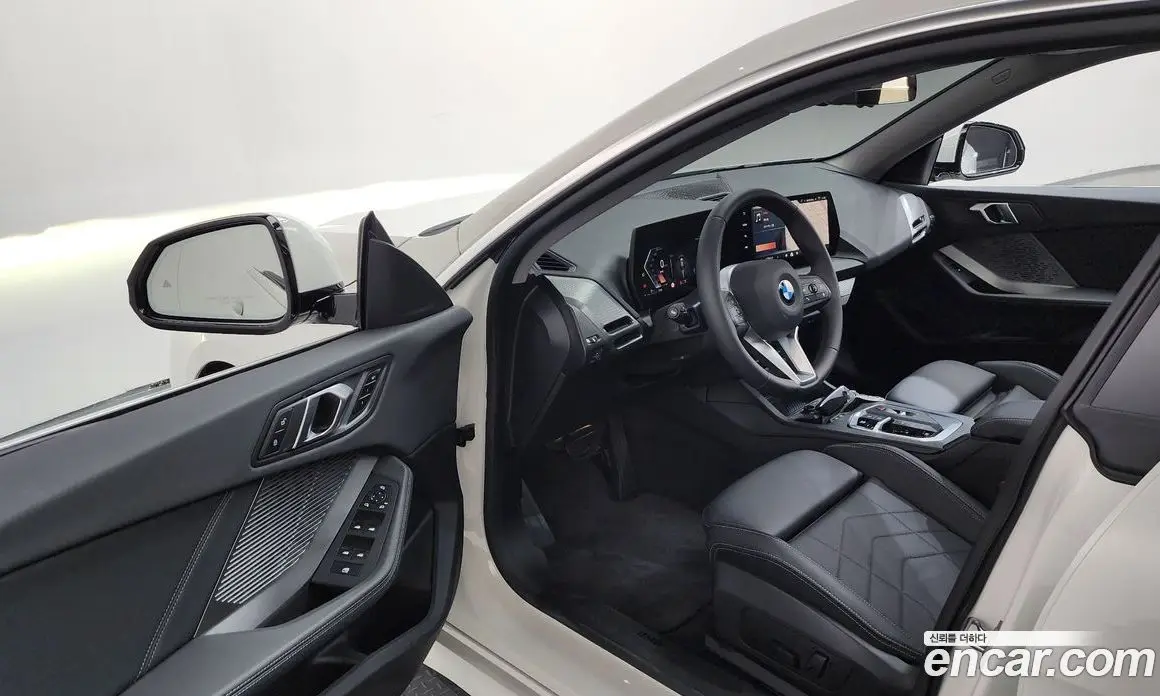 BMW 2 серия 2025 2.0 автомат (гидро), фото 10 BMW 2 серия 2025 2.0 автомат (гидро), фото 10