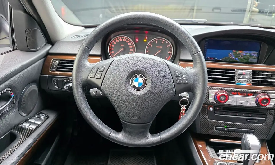 BMW 3 серия 2009 2.0 автомат (гидро), фото 13