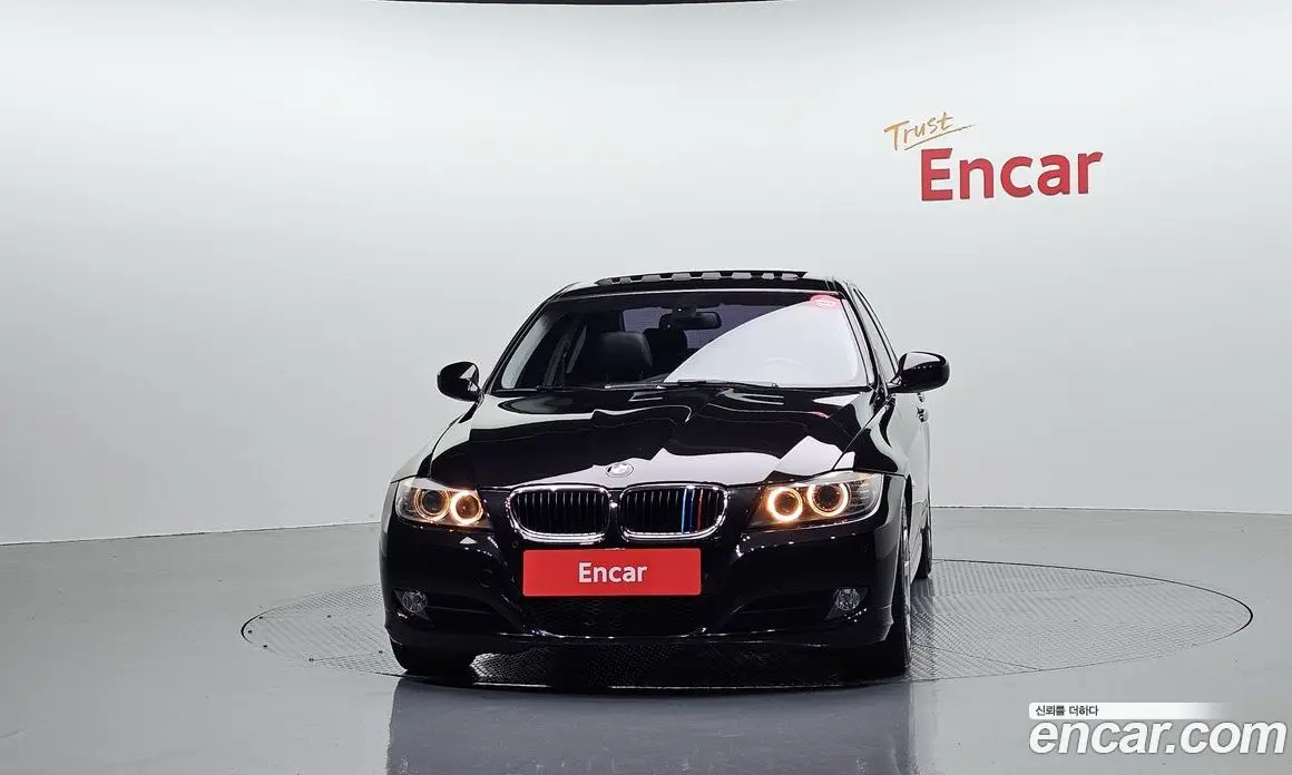 BMW 3 серия 2009 2.0 автомат (гидро), фото 3
