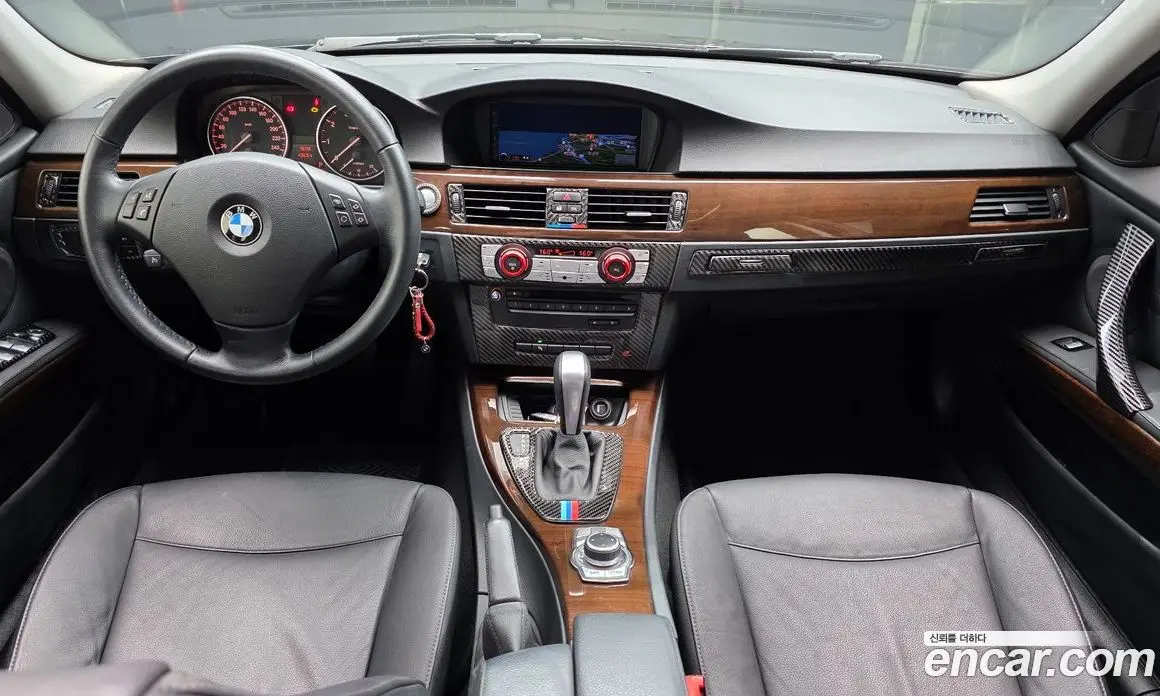 BMW 3 серия 2009 2.0 автомат (гидро), фото 7