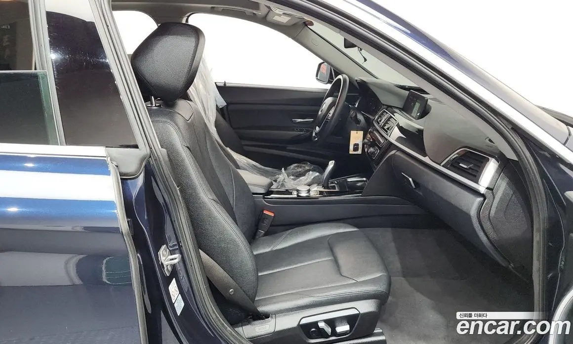 BMW 3 серия 2019 2.0 автомат (гидро), фото 11