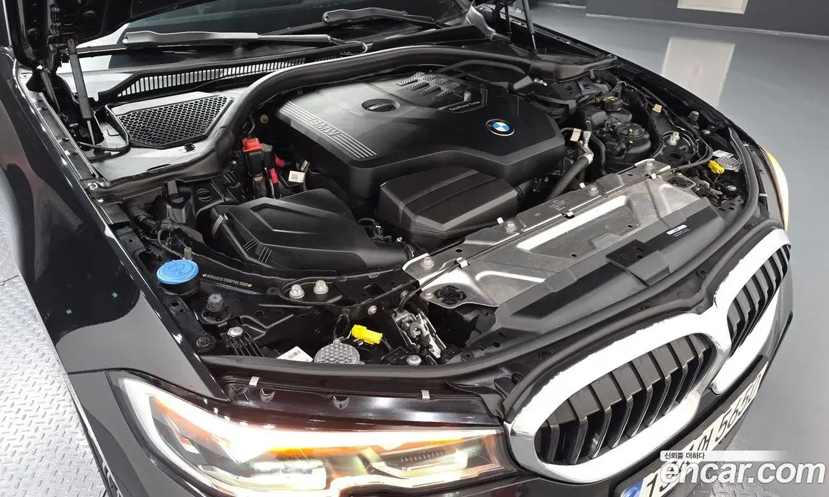 BMW 3 серия 2022 2.0 автомат (гидро), фото 6