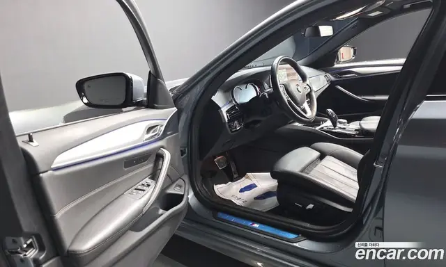 BMW 5 серия 2017 2.0 автомат (гидро), миниатюра 10 BMW 5 серия 2017 2.0 автомат (гидро), миниатюра 10