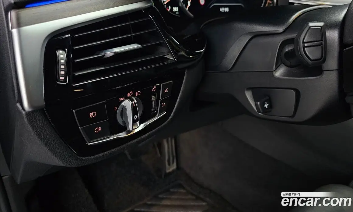 BMW 5 серия 2017 2.0 автомат (гидро), фото 20 BMW 5 серия 2017 2.0 автомат (гидро), фото 20