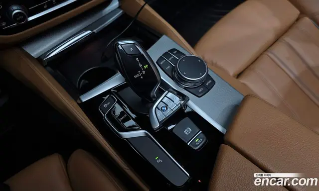 BMW 5 серия 2018 2.0 автомат (гидро), миниатюра 9 BMW 5 серия 2018 2.0 автомат (гидро), миниатюра 9
