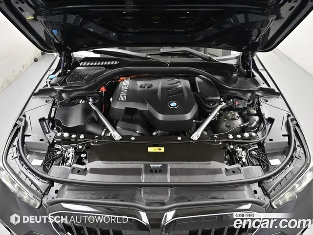 BMW 5 серия 2025 2.0 автомат (гидро), миниатюра 6 BMW 5 серия 2025 2.0 автомат (гидро), миниатюра 6