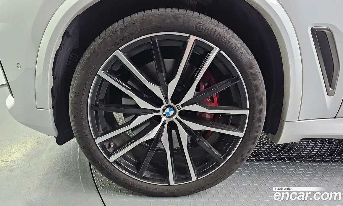 BMW X5 2022 4.4 автомат (гидро), фото 5