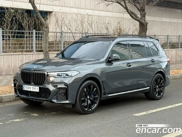 BMW X7 2022 3.0 автомат (гидро), миниатюра 2
