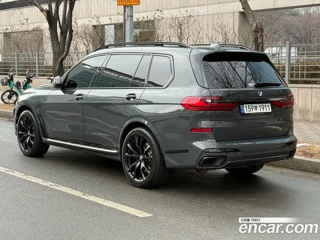 BMW X7 2022 3.0 автомат (гидро), миниатюра 5