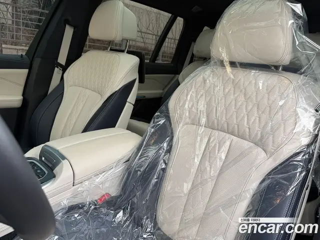 BMW X7 2022 3.0 автомат (гидро), миниатюра 10