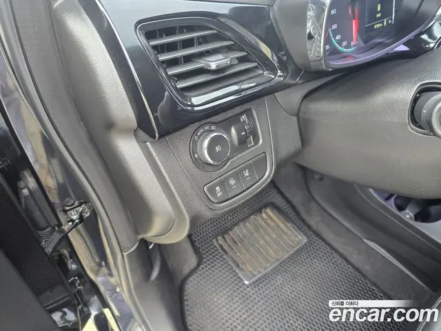 Chevrolet Spark 2016 1.0 автомат (гидро), миниатюра 11