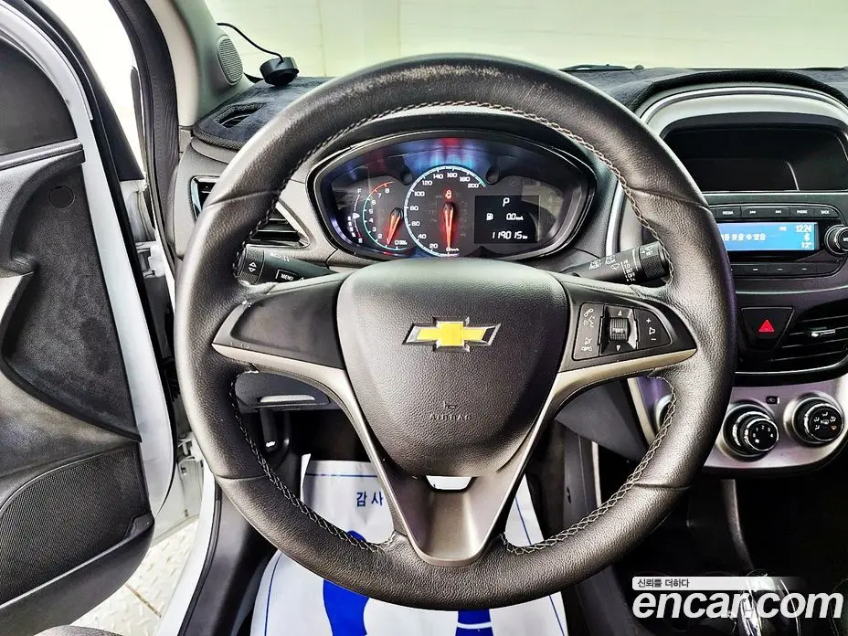 Chevrolet Spark 2016 1.0 автомат (гидро), фото 12
