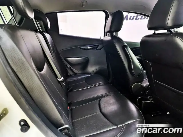 Chevrolet Spark 2016 1.0 автомат (гидро), миниатюра 10