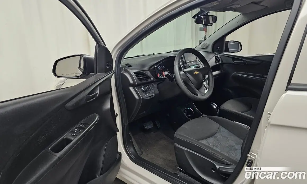 Chevrolet Spark 2017 1.0 автомат (гидро), фото 10