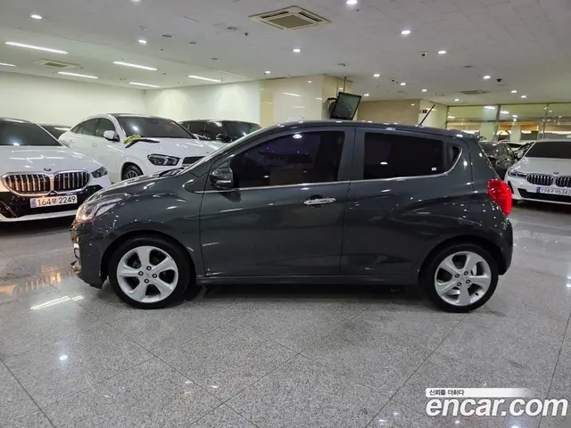 Chevrolet Spark 2018 1.0 автомат (гидро), миниатюра 3 Chevrolet Spark 2018 1.0 автомат (гидро), миниатюра 3