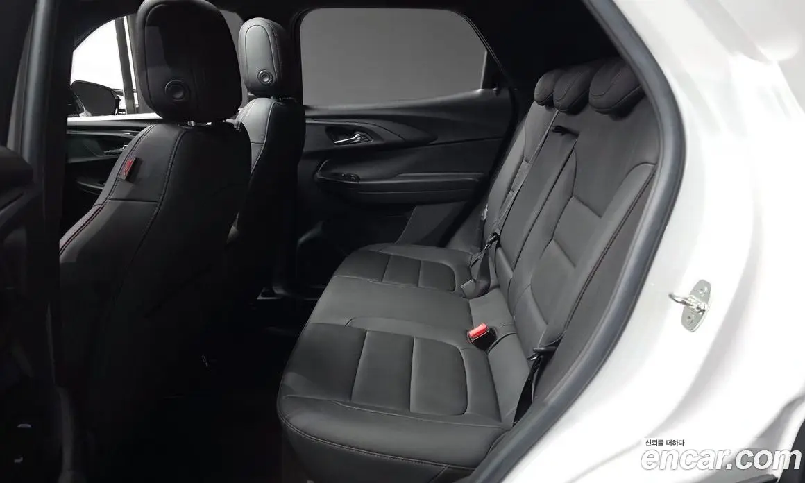 Chevrolet TrailBlazer 2022 1.3 автомат (гидро), фото 12 Chevrolet TrailBlazer 2022 1.3 автомат (гидро), фото 12