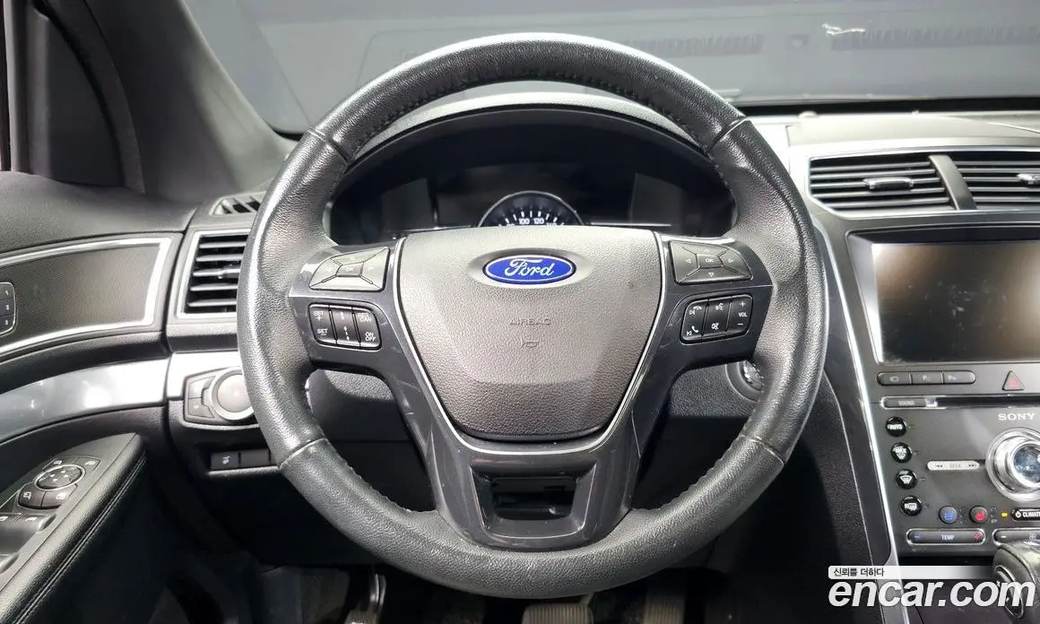 Ford Explorer 2018 2.3 автомат (гидро), фото 13