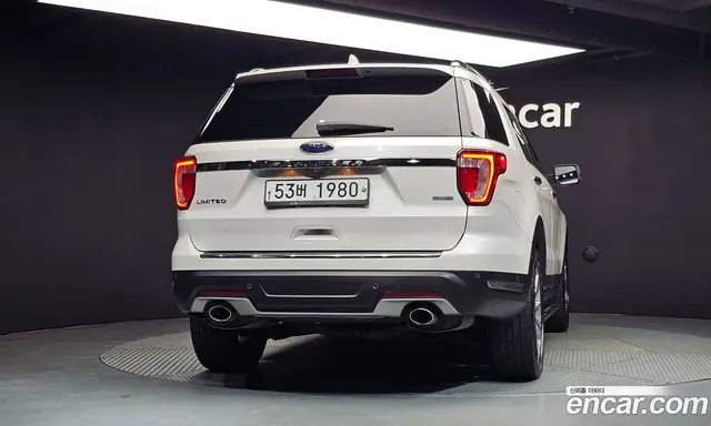 Ford Explorer 2018 2.3 автомат (гидро), миниатюра 4