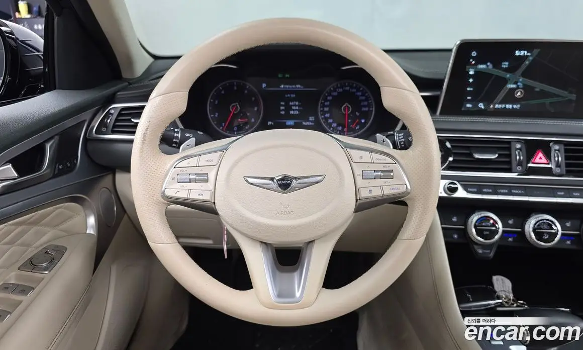 Genesis G70 2018 2.0 автомат (гидро), фото 12 Genesis G70 2018 2.0 автомат (гидро), фото 12