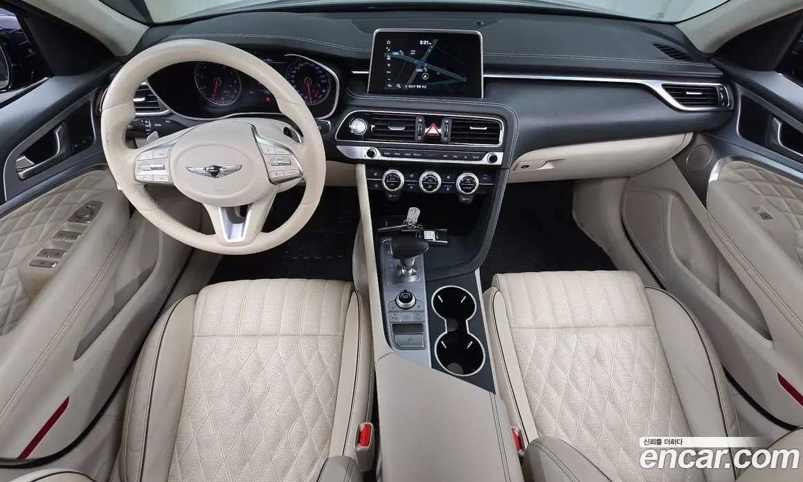 Genesis G70 2018 2.0 автомат (гидро), фото 7 Genesis G70 2018 2.0 автомат (гидро), фото 7