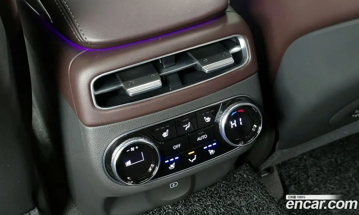 Genesis GV70 2021 2.2 автомат (гидро), фото 19 Genesis GV70 2021 2.2 автомат (гидро), фото 19