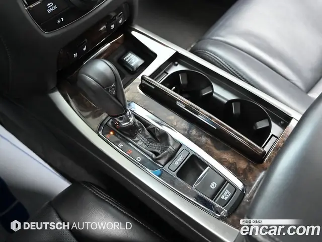 Honda Legend 2015 3.5 автомат (гидро), миниатюра 9