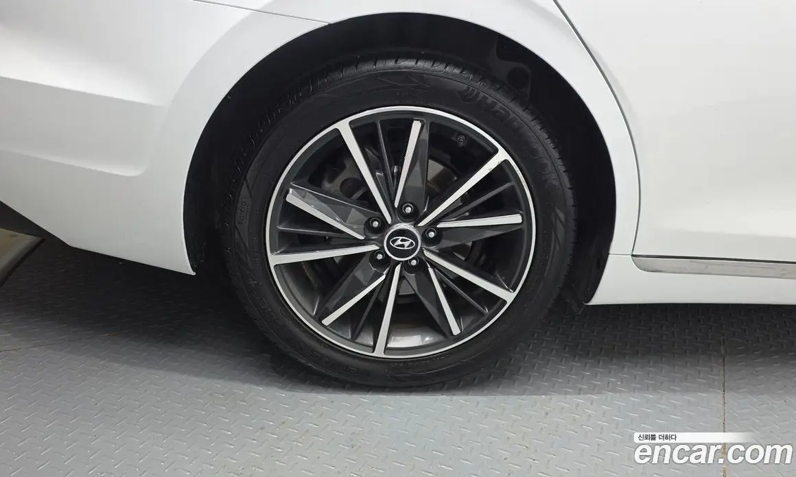 Hyundai Grandeur 2022 2.5 автомат (гидро), фото 5 Hyundai Grandeur 2022 2.5 автомат (гидро), фото 5