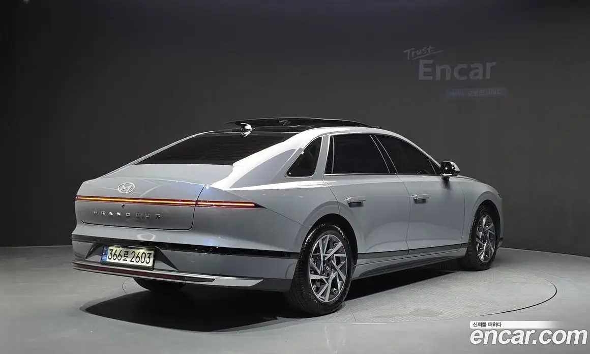 Hyundai Grandeur 2023 2.5 автомат (гидро), фото 2 Hyundai Grandeur 2023 2.5 автомат (гидро), фото 2